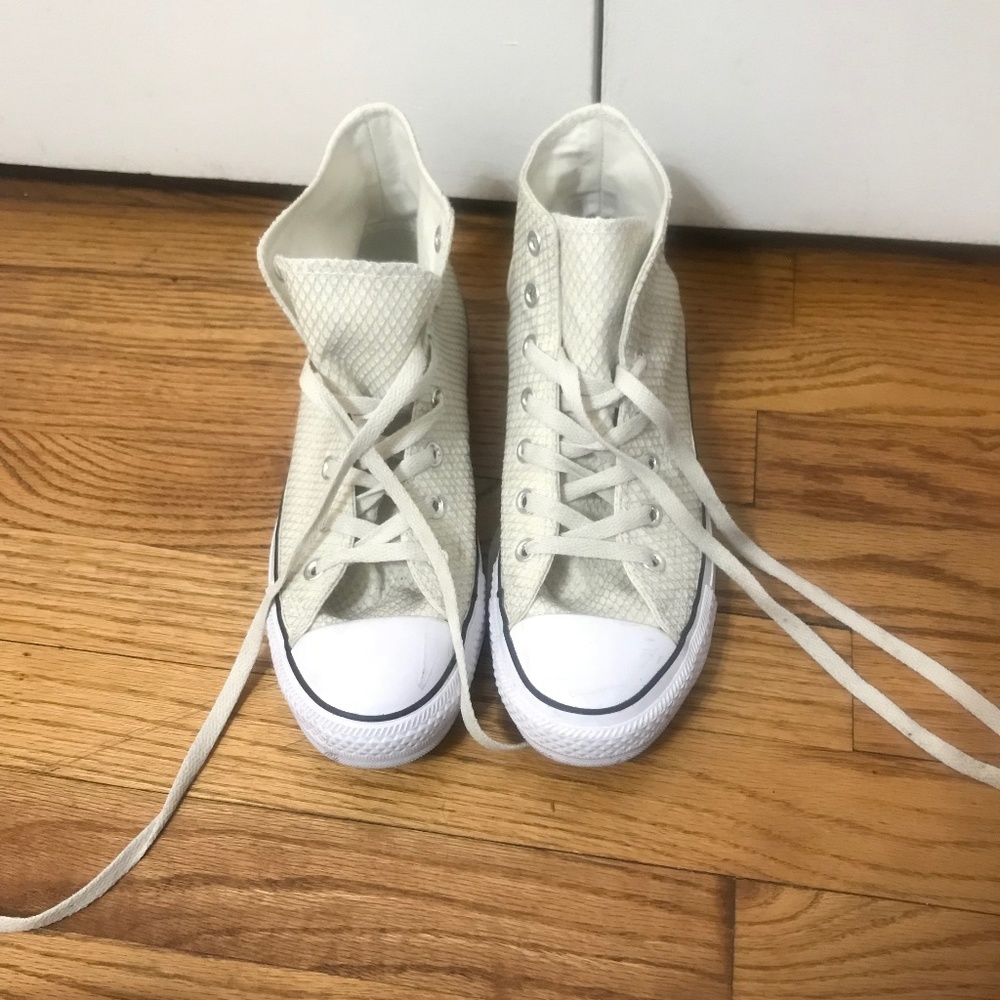 Converse Chuck Taylor All Star High Top Sneakers